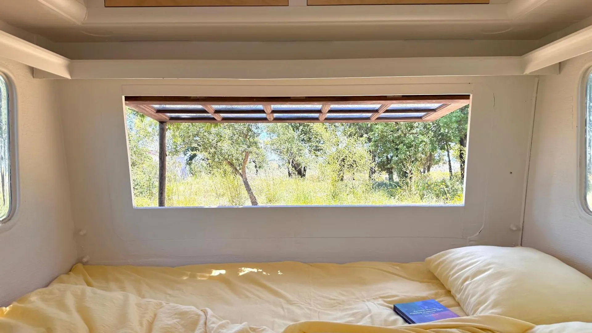 Chic Vintage Caravan Retreat, Just 20 Mins To The Beach Odeceixe Portugalia